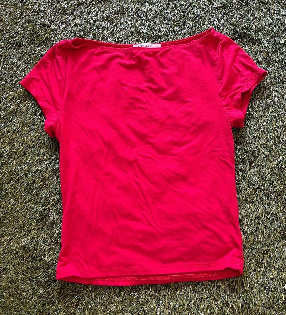 Antistar Red Short Sleeve T-Shirt Size S